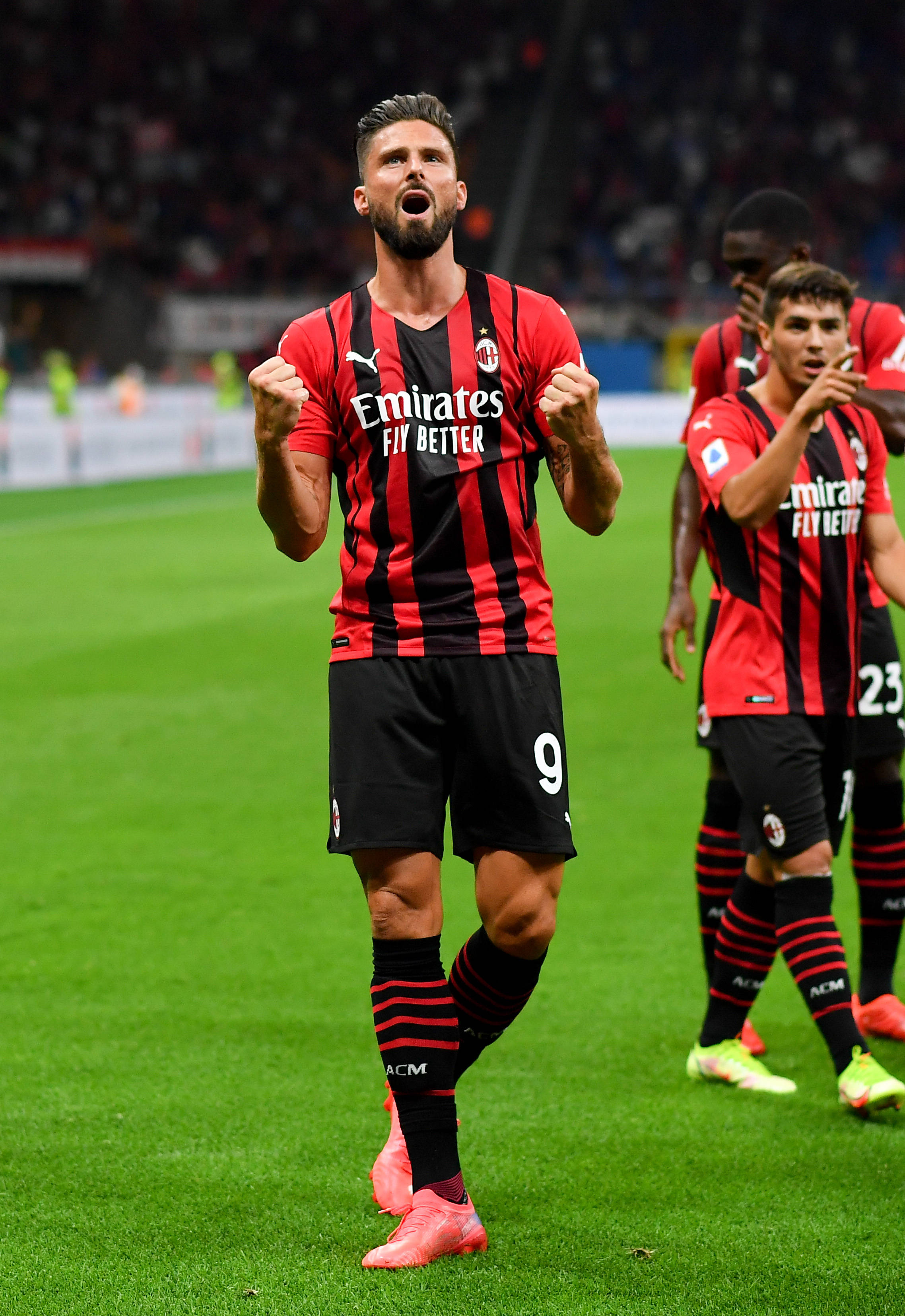 图片报：努贝尔能否留在斯图加特和他是否会大降薪有很大关系