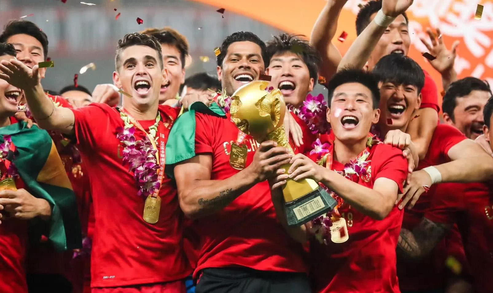 快船队记：伦纳德预计可以出战明天对阵独行侠的背靠背比赛