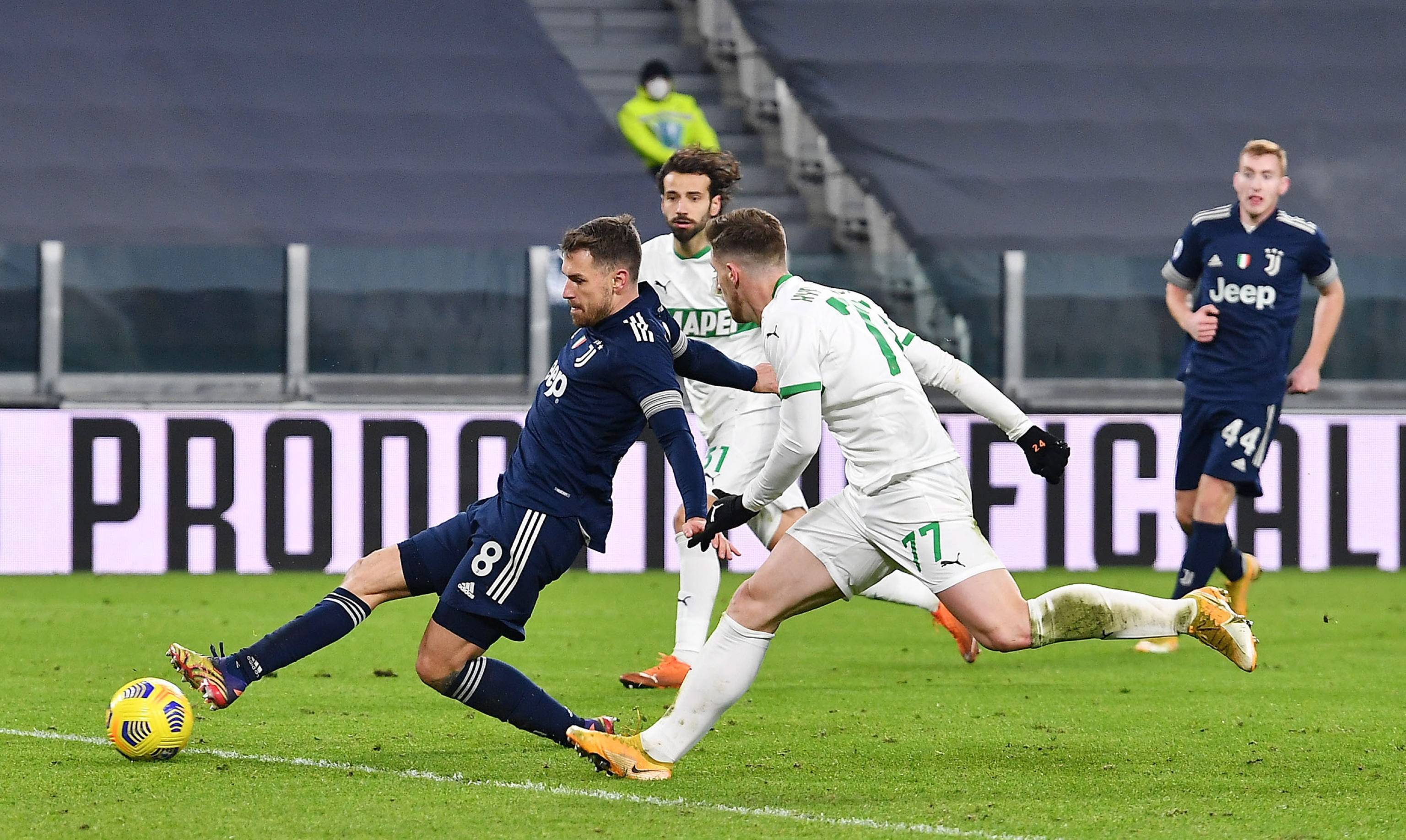 英超积分榜：枪手5分领跑曼联第7红军第8 8分云集14队