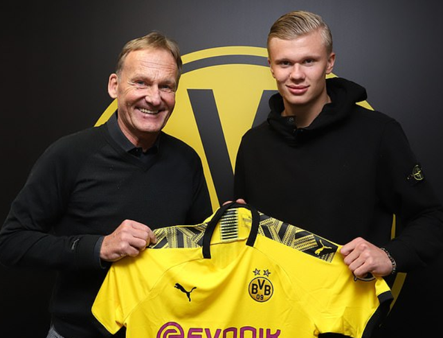 2025混团世界杯中国队三连冠，中日德选手合影定格荣耀